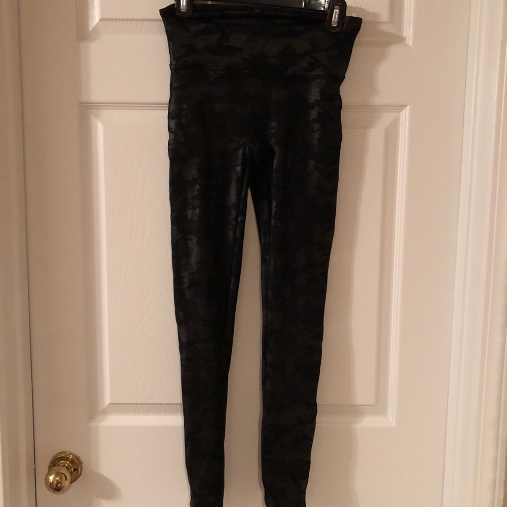 Faux Patent Leather Leggings Camo